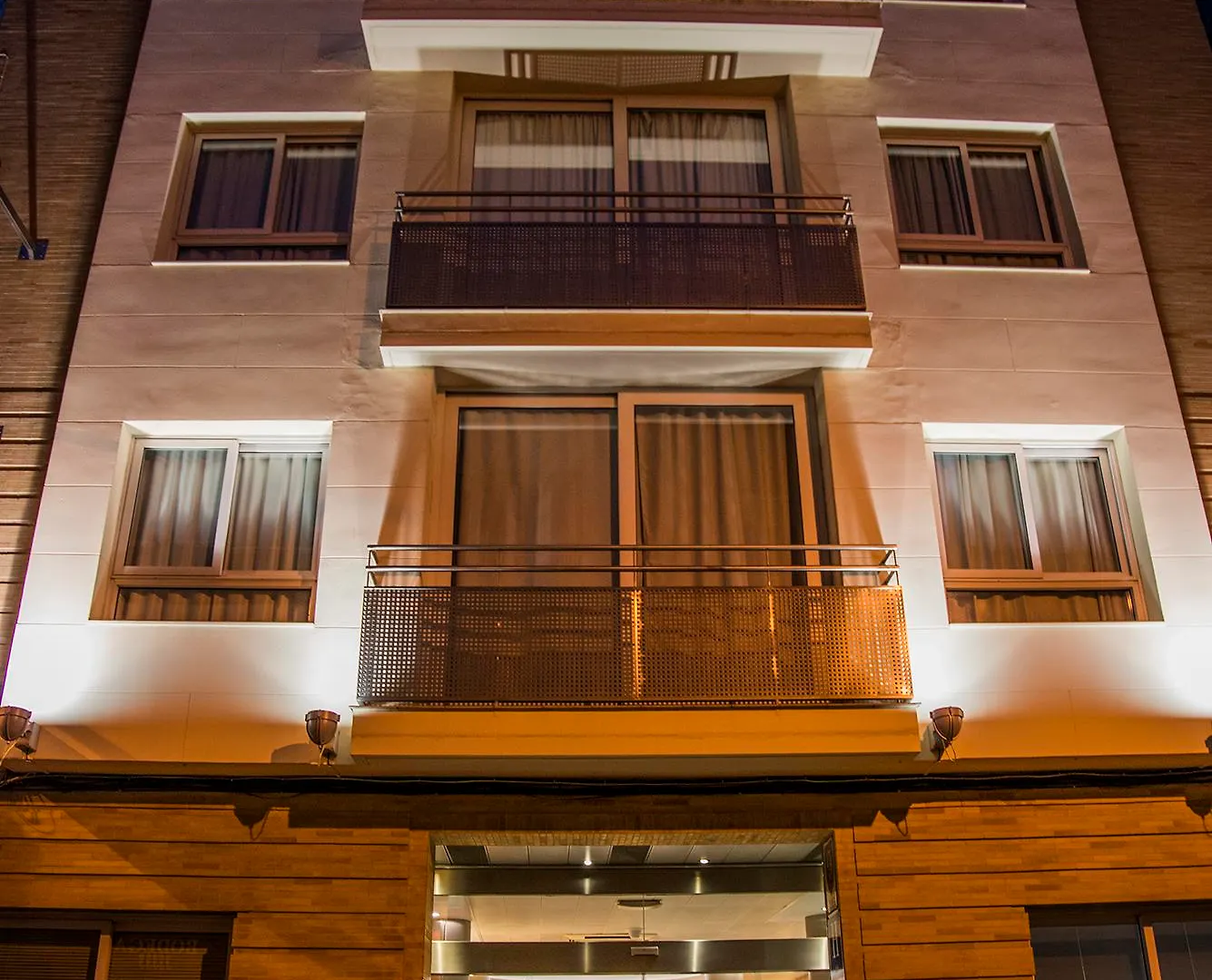 Hotel Serrano Córdoba 2*,