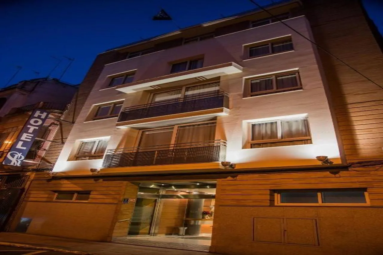 **  Hotel Serrano Córdoba España