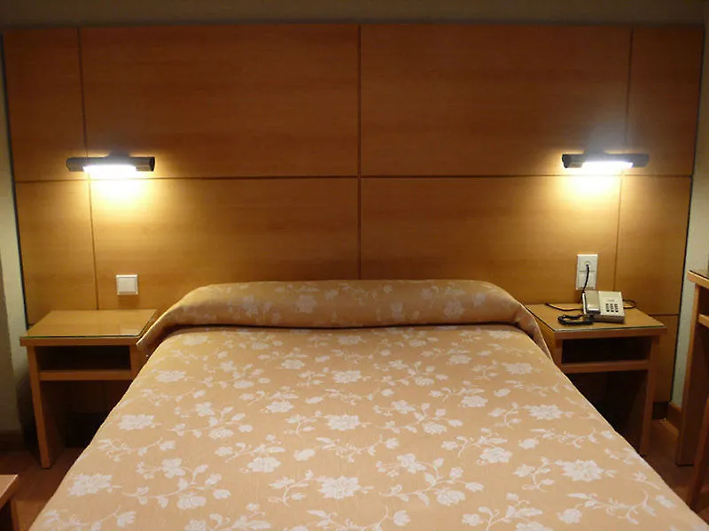 **  Hotel Serrano Córdoba Spanien